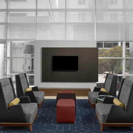 Courtyard By Marriott Atlanta Buckhead Hotel